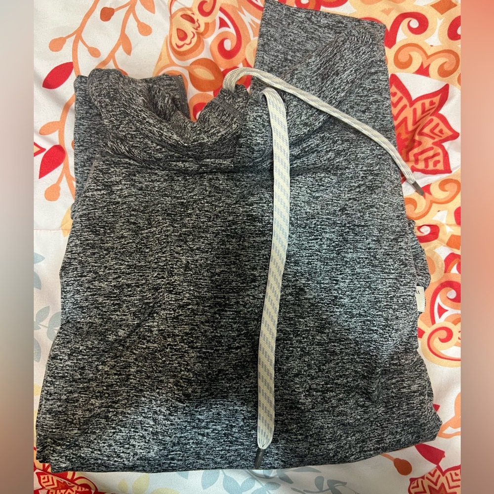 Vuori hoodie